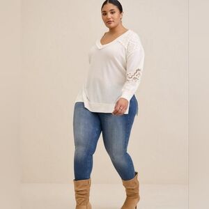 NWOT Classic Fit Super Soft Waffle Knit Ivory Sweatshirt - SIZE 00 /M/L /10 (D1)